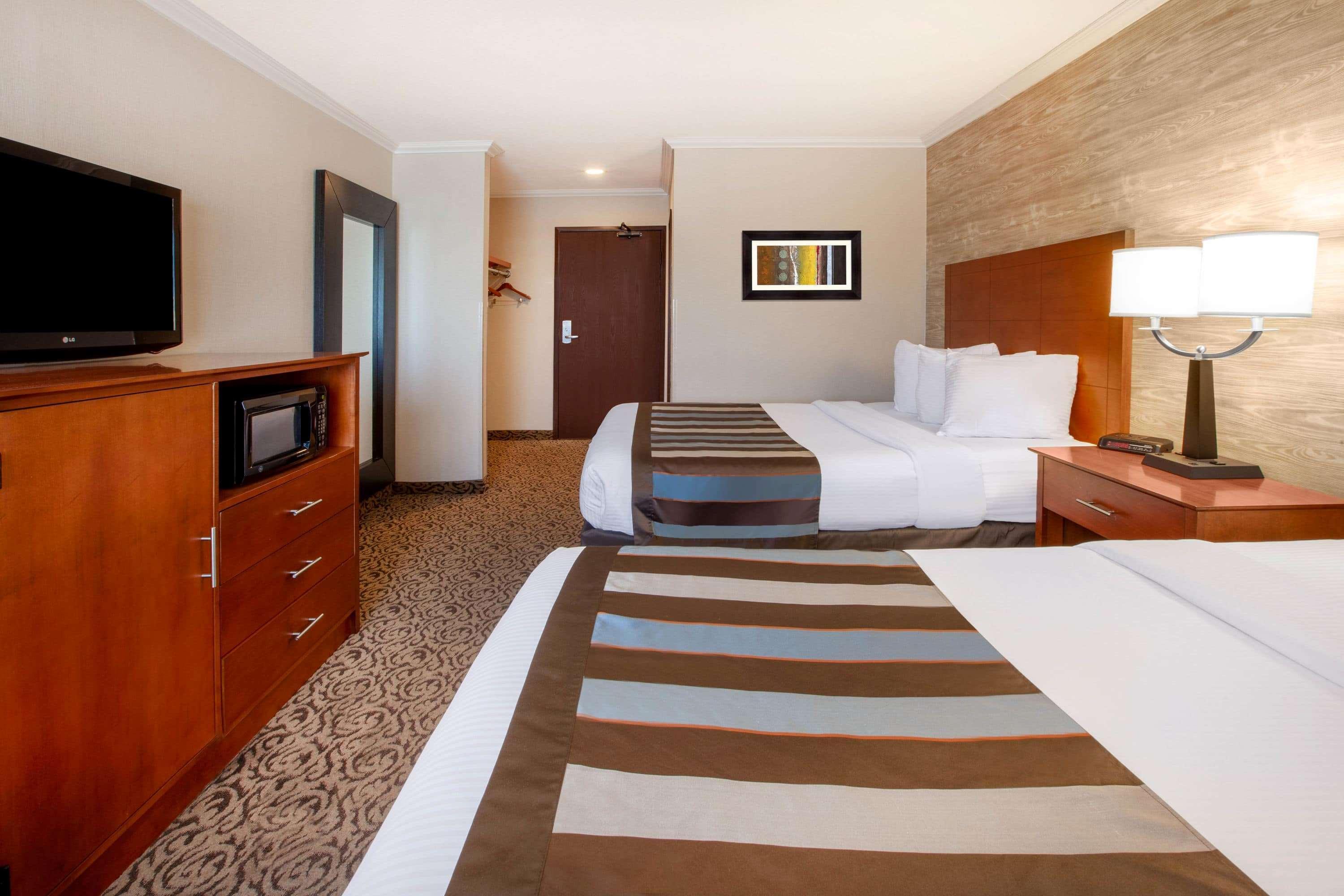 Wingate By Wyndham Detroit Metro Airport Hotel Romulus Buitenkant foto
