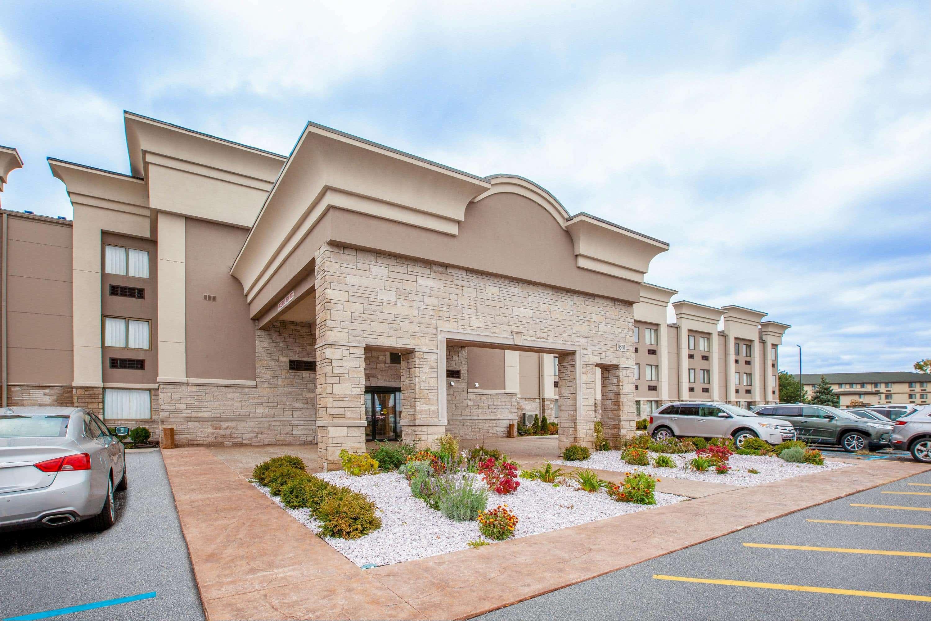 Wingate By Wyndham Detroit Metro Airport Hotel Romulus Buitenkant foto