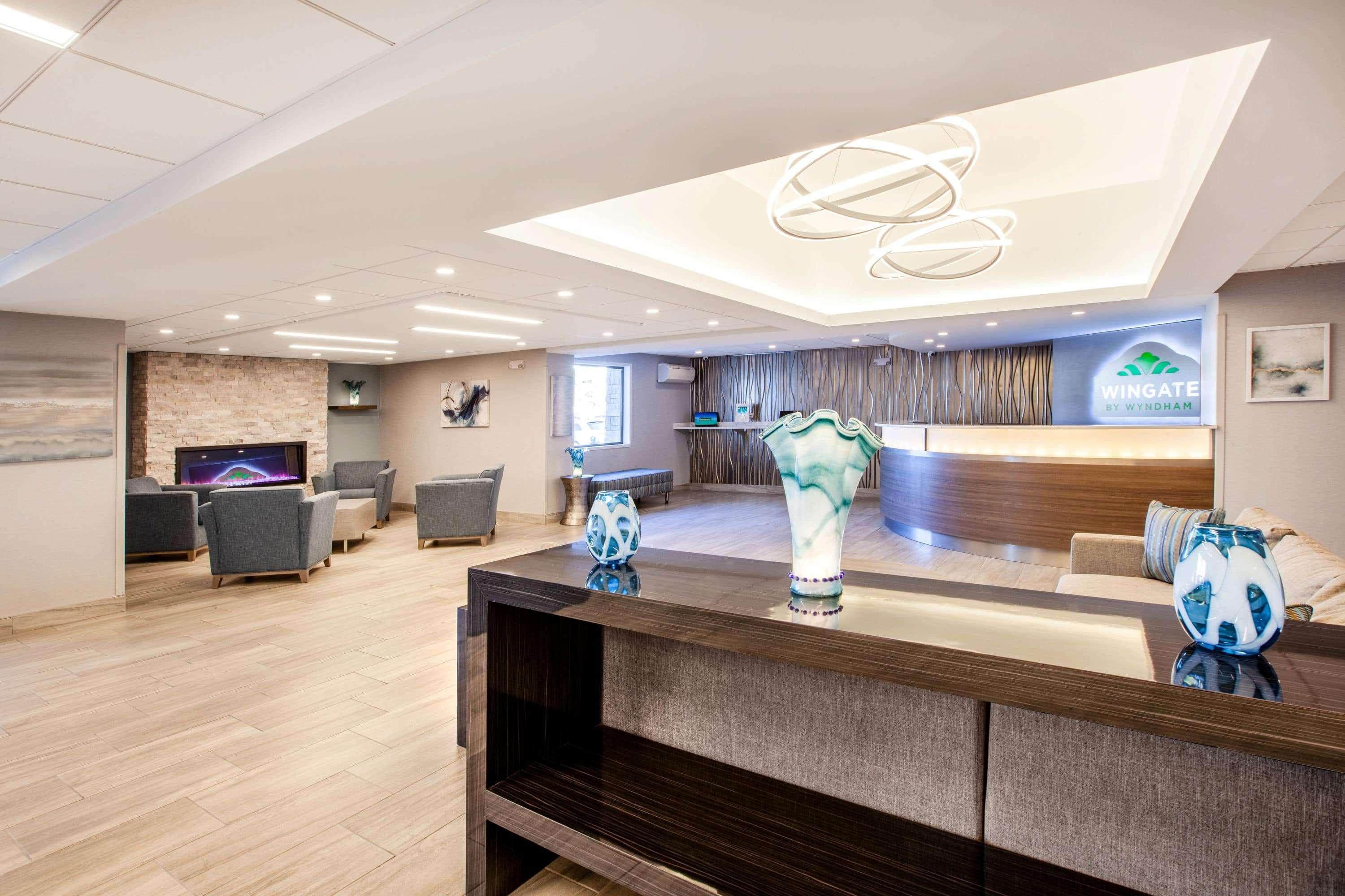 Wingate By Wyndham Detroit Metro Airport Hotel Romulus Buitenkant foto
